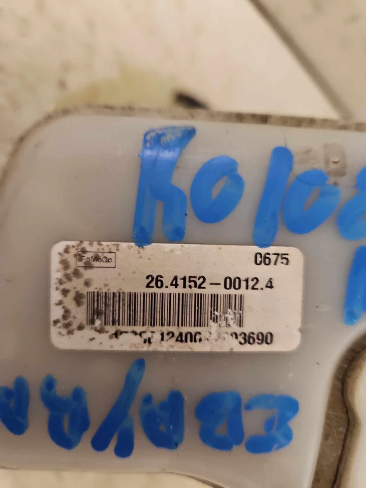 Cilindro maestro de freno Ford Fusion 13-16 1,5 L Lincoln MKZ 2,0 L con depósito OEM Foto 2 de 4