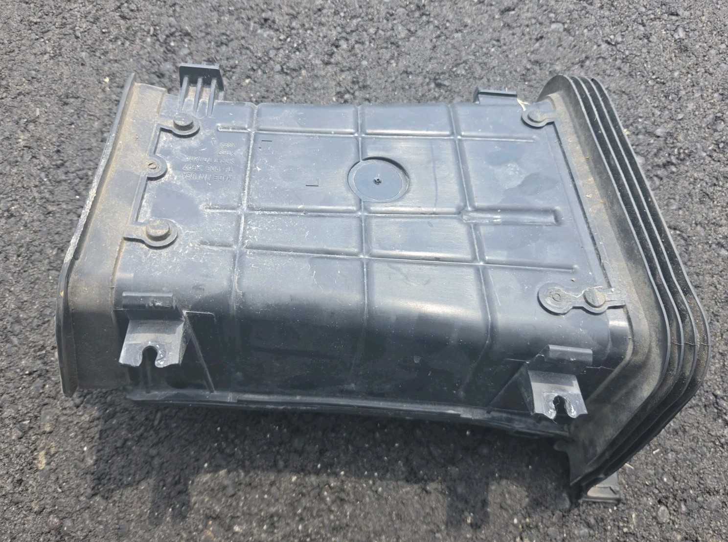 2017 2018 2019 Ford F-250 F-350 6.7L Power Stroke Diesel Air Filter Intake Duct 