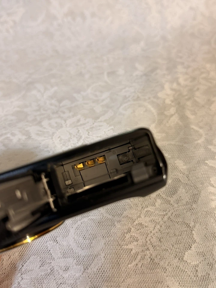 Casio Exilim EX-ZR200 16.1MP Digital Camera Black w/ Battery Charger Read Desc. - Image 3 of 4