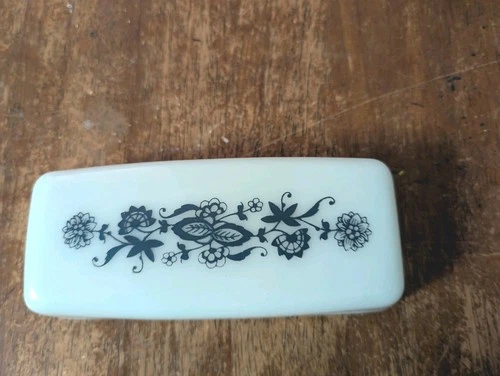 Vintage Pyrex Blue Onion Old Town Butter Dish Lid Only