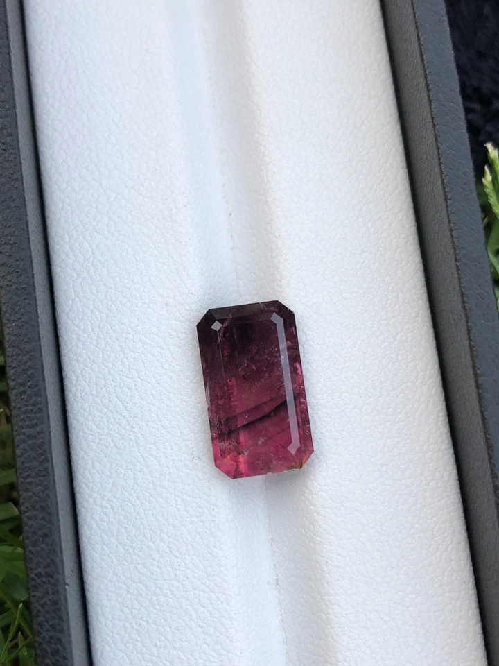 Emerald Cut Bi-Color Tourmaline: 57.4 ct Loose Gemstone, Afghanistan - Image 2 of 4