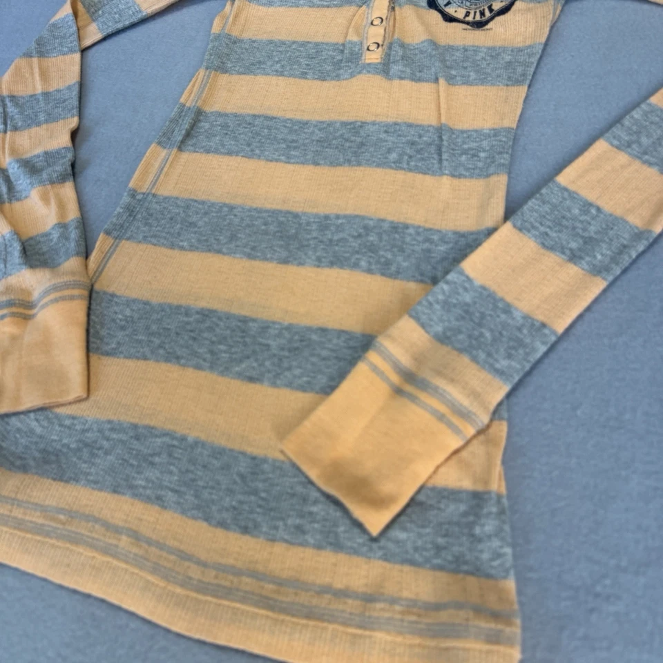 Top Henley Térmico Y2K Victoria’s Secret ROSA Gris Naranja Rayas Preppy Core M Foto 2 de 4