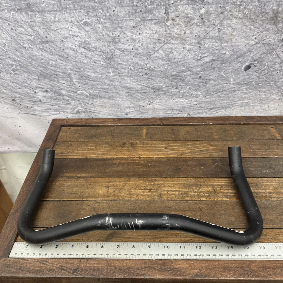 Syntace Stratos M Bullhorn 底杆把手 26 毫米夹黑色合金 250 克 26 — 第 2/4 张图片