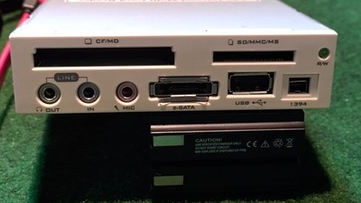 3.5'' Pc Computer Internal Multi Card Reader Mic 1394 USB e-SATA CF/MD SD/MMC/MS