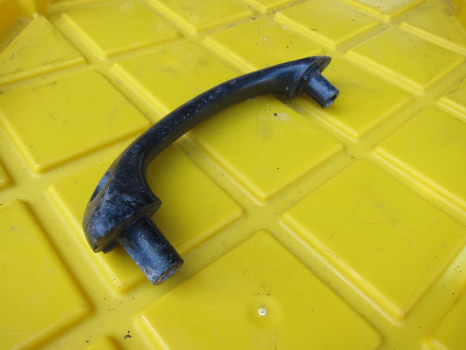 Suzuki Bandit 400 GSF400 1991 OEM PASAJERO IZQUIERDO ASIENTO TRASERO BARRA DE AGARRE MANIJA Foto 3 de 4