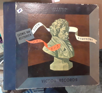 TOSCANINI Conducts Beethoven's FIFTH No. 5 Symphony VICTOR RECORDS  4 LP  78 RPM