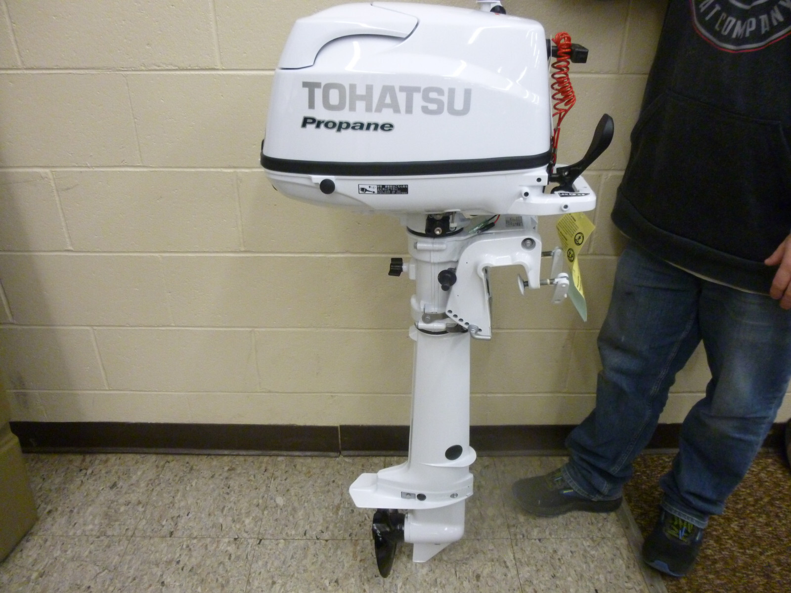 NEW TOHATSU SAIL Outboard Motor 5 HP 4Stroke 20 Inch Shaft Tiller