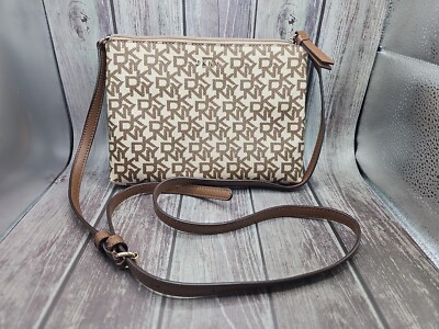DKNY CAYLIN  Top Zip Crossbody DKNY LOGO Beige Adj. Strap 