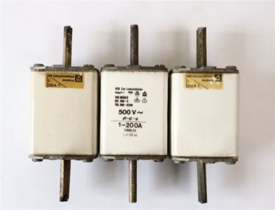 3 Stück NH 1 Sicherungseinsatz - 200 A - 500 V - 120 kA - Träge - DDR/ VEB Neu 