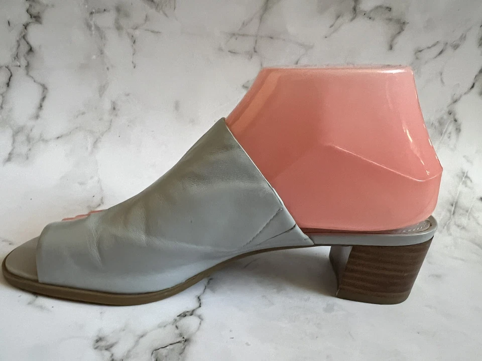 Calvin Klein Blue Daria Block Heel Sandals-Cute-Workwear-Casual-Size 8M - image 4 of 4