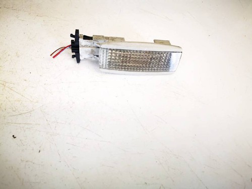 3b0947113 Innenraumleuchte Leseleuchte  Volkswagen Golf DE2445705-98