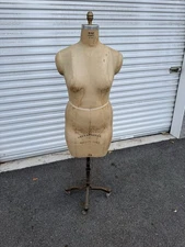 Vintage 1982 Wolf Model Dress Form 38 Collapsible Shoulder Form