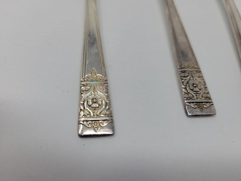 Patrón de inauguración de National Silver Company, 5 cucharas de caldo Foto 2 de 4