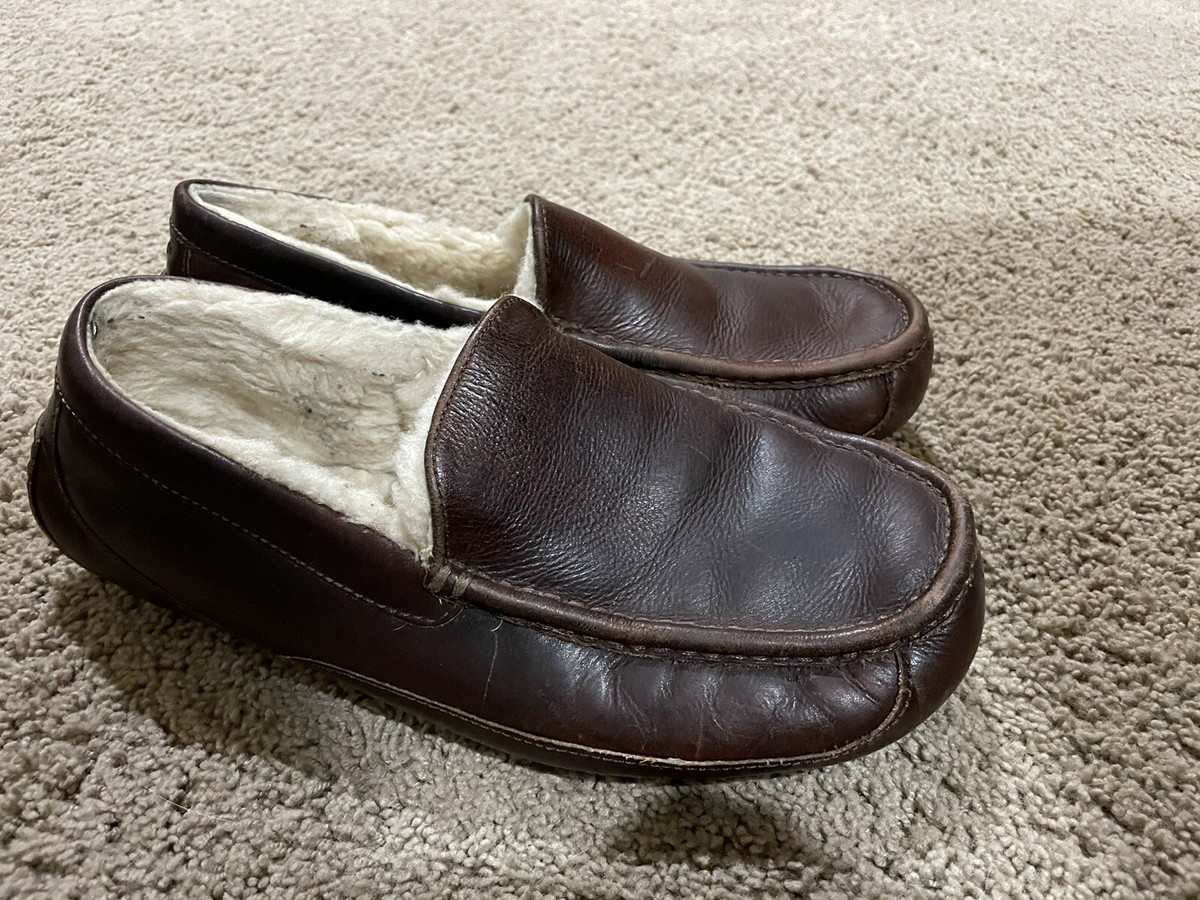 UGG Men’s Ascot Brown Leather Sheepskin Lined Slippers Moc Toe Loafers. Size 11 Men main image 2