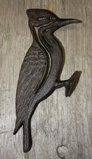 Cast Iron WOODPECKER Garden Hanger Statue Rustic Farmhouse Barn Yard Home Decor