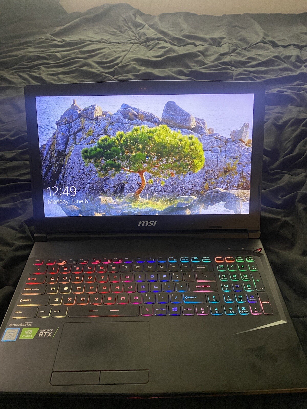 Southwest rozet sütun laptop 2060 Becerememe yalan söyleme bulanıklık