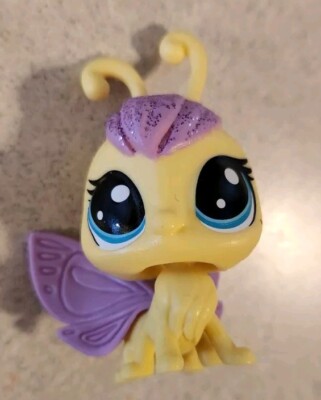 Hasbro Littlest Pet Shop LPS #2-S12 Glitzy Prettyfly BUTTERFLY Sparkle Pets 2017