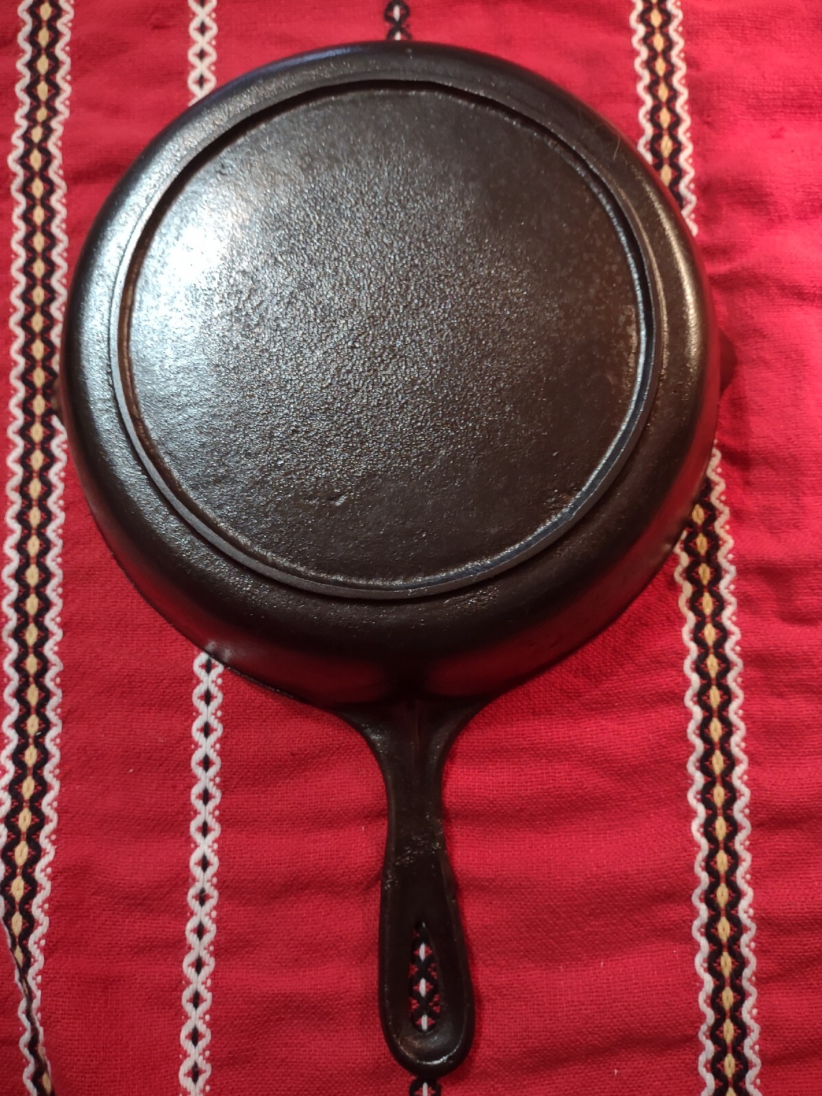 Rare Vintage Cast Iron *Southern Mystery Skillet (SMS) 7 *Heat Ring