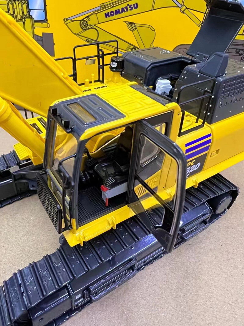 1/43 Scale KOMATSU PC520LC-11MO Hydraulic Excavator Diecast