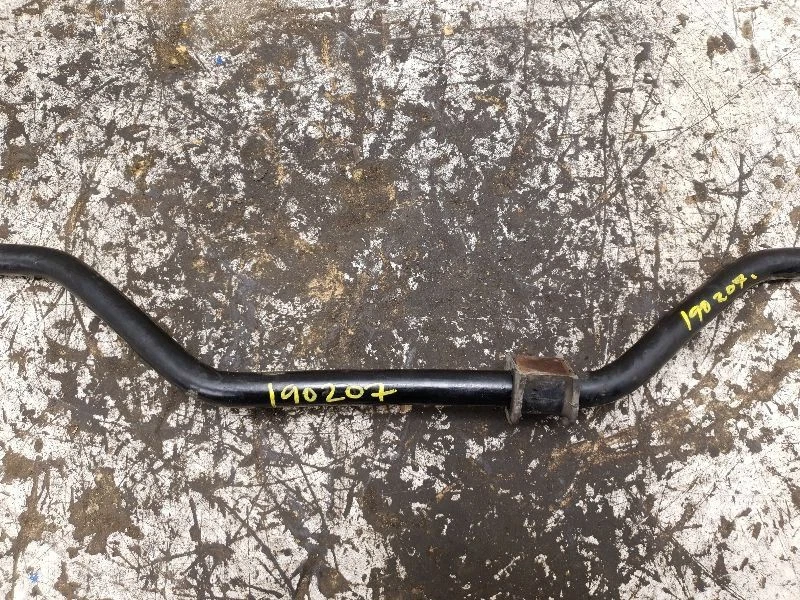 Barra estabilizadora delantera para 98-07 Lexus LX470 Foto 4 de 4