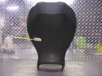 1026 C HONDA VTX 1800 F3 200 OEM FRONT SEAT