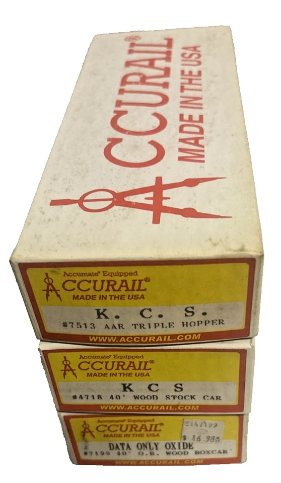 Lot 3 Accurail HO Scale Stock Cars Including KCS AAR Triple Hopper # 7513 in Box - Image 2 of 4