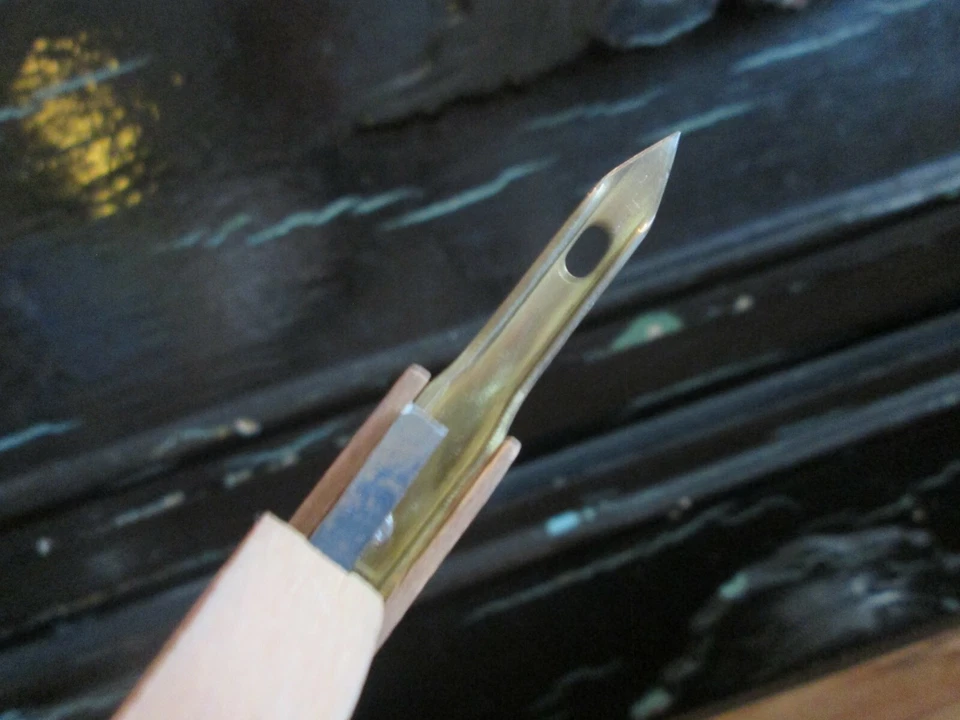 Antique Shuttle Wooden Rug Hooking Needle Tool Punch Needle - Image 3 of 4