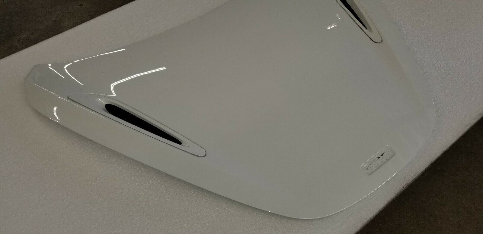 MCLAREN 720S FRONT HOOD BONNET TRUNK LID WHITE OEM 14AC182CP