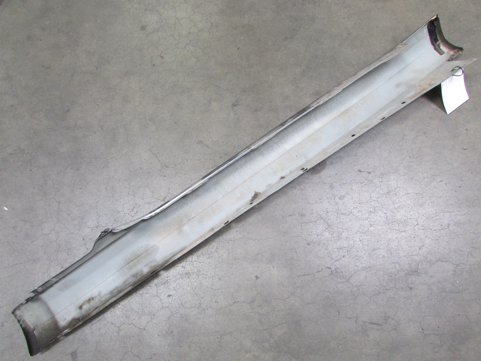 Ferrari 550, RH, Right Rocker Panel Moulding, Used, P/N 64716500