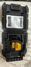 DEWALT 100 ft. Green Self-Leveling Cross Line Laser Level w/ Case & Batteries
