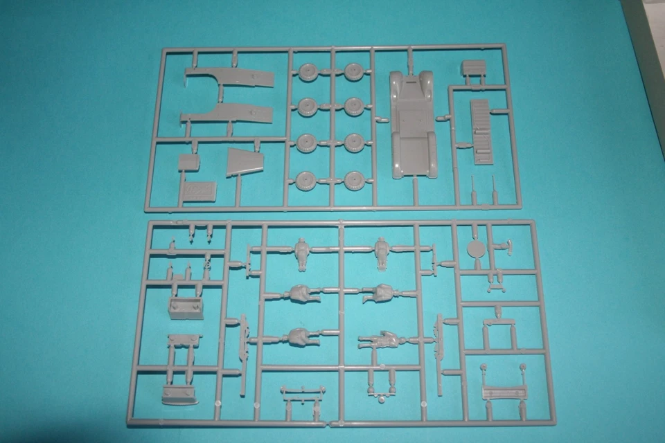 HASEGAWA MB-029 - MERCEDES BENZ G-4 - UNCENSORED VERSION - 1:72 Kit - Immagine 3 di 4