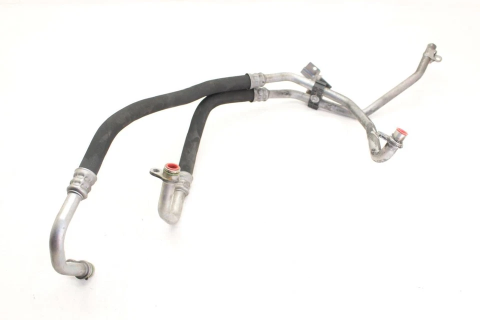 08-13 BMW M3 4.0L Engine Oil Cooler Lines *Dented See Pictures* Foto 3 de 4