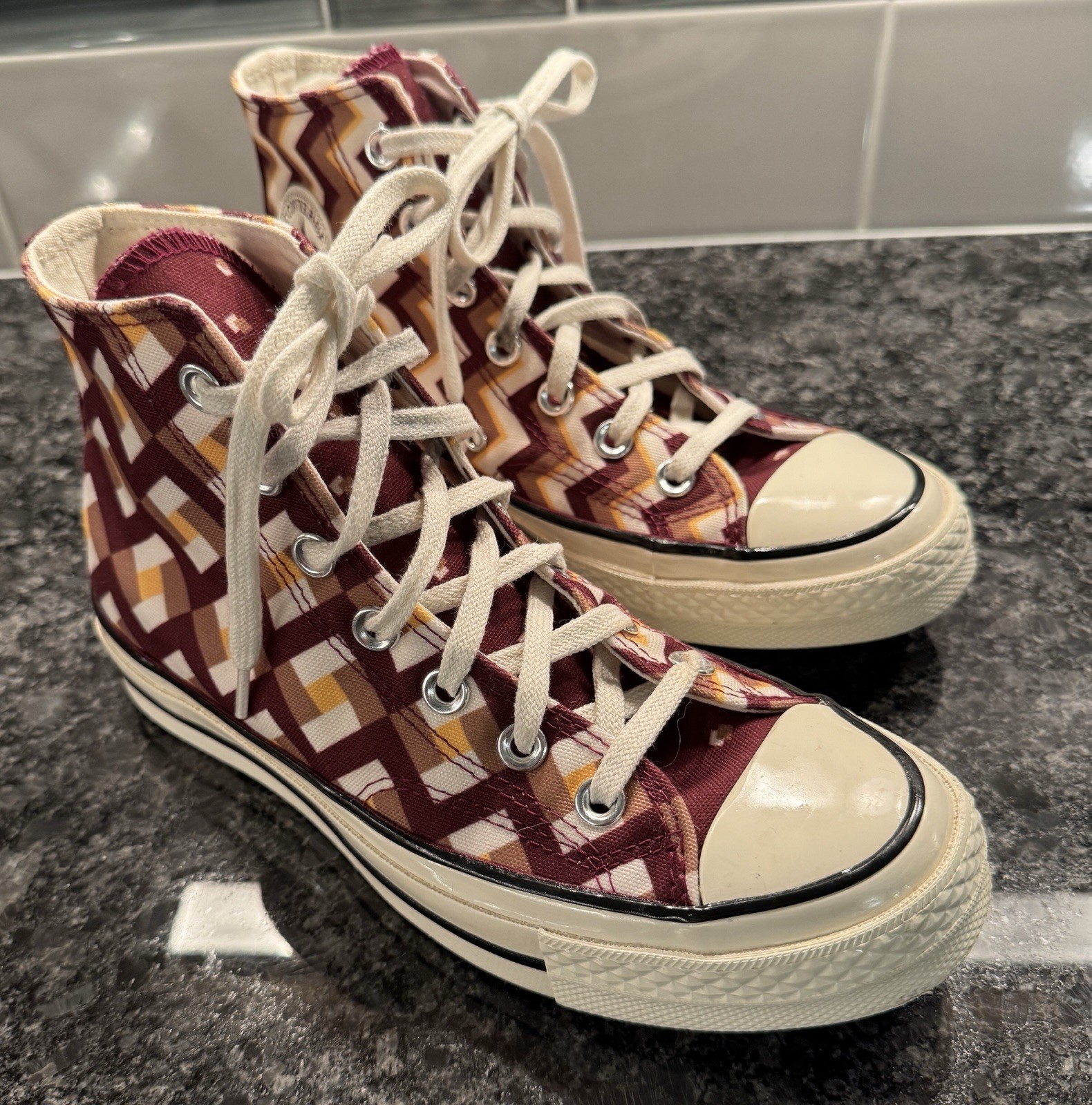 Converse Chuck Taylor 70 Classic Twisted High Top W6/M4 Maroon/Gold/Tan/White Converse Chuck Taylor 70 Classic Twisted High Top W6/M4 Maroon/Gold/Tan/White