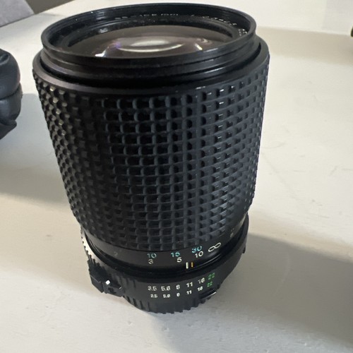 Tokina RMC 35-105mm f / 3.5-4.5 Macro Lens for M 42mm & Tokina RMC Doubler - Picture 4 of 5