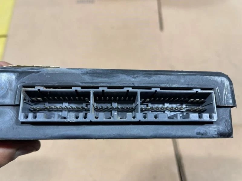 Módulo GEM multifunción DASH 99-01 Ford F250 Super Duty 7,3 L 4x2 F81B-14B205-GA Foto 4 de 4