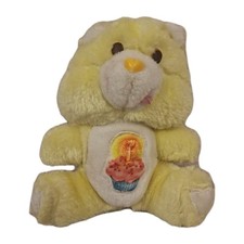 Vintage 1983 Kenner Care Bears Birthday Bear Yellow Plush Cupcake Belly Badge