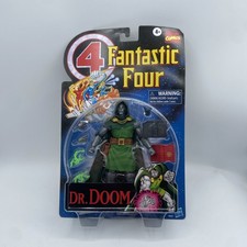Marvel Fantastic Four Legends Retro Dr DOCTOR DOOM in Hand