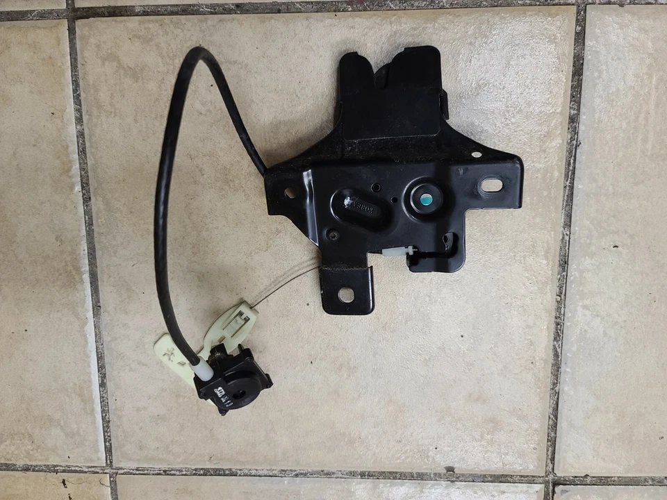 2006 2007 2008 年 2009 年 LINCOLN ZEPHYR MKZ TRUNK 锁扣带动作器 — 第 2/2 张图片