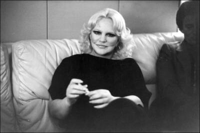 Singer And Actress Peggy Lee Palladian Dressing Room 1980 OLD PHOTO