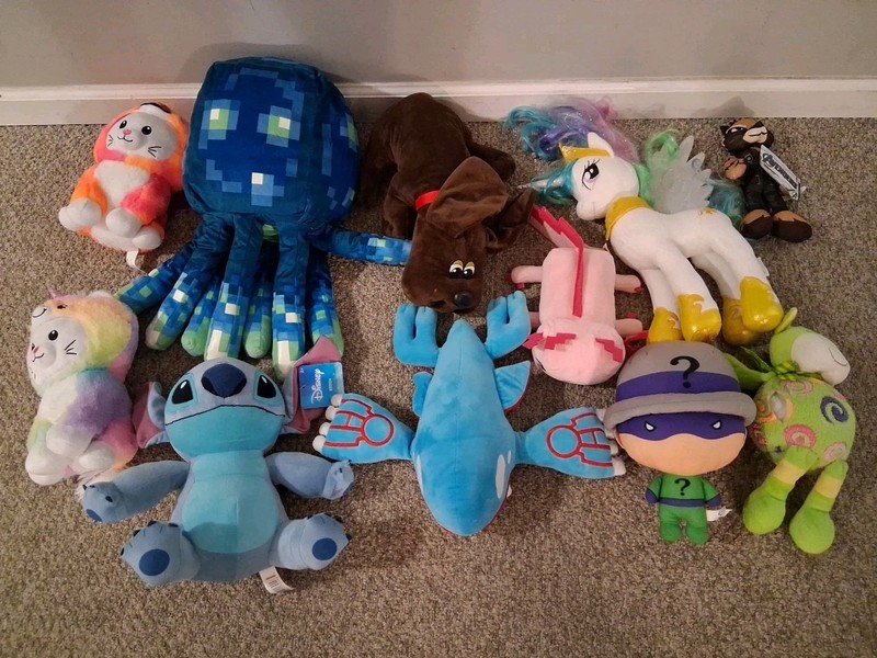 Mixed lot of Plushies, Minecraft, Stitch,  Avengers And More