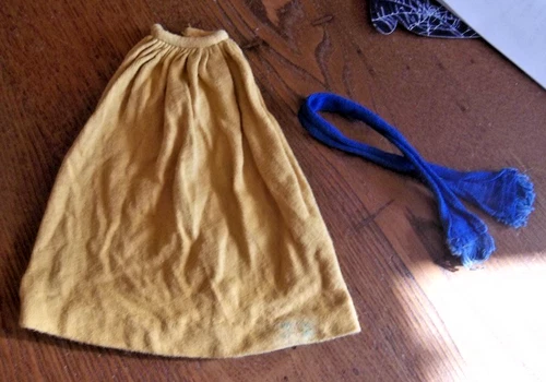 VTG BARBIE # 1602 KNIT PAK BLUE SCARF 1963  LOVELY & #1610 GOLDEN EVENING SKIRT