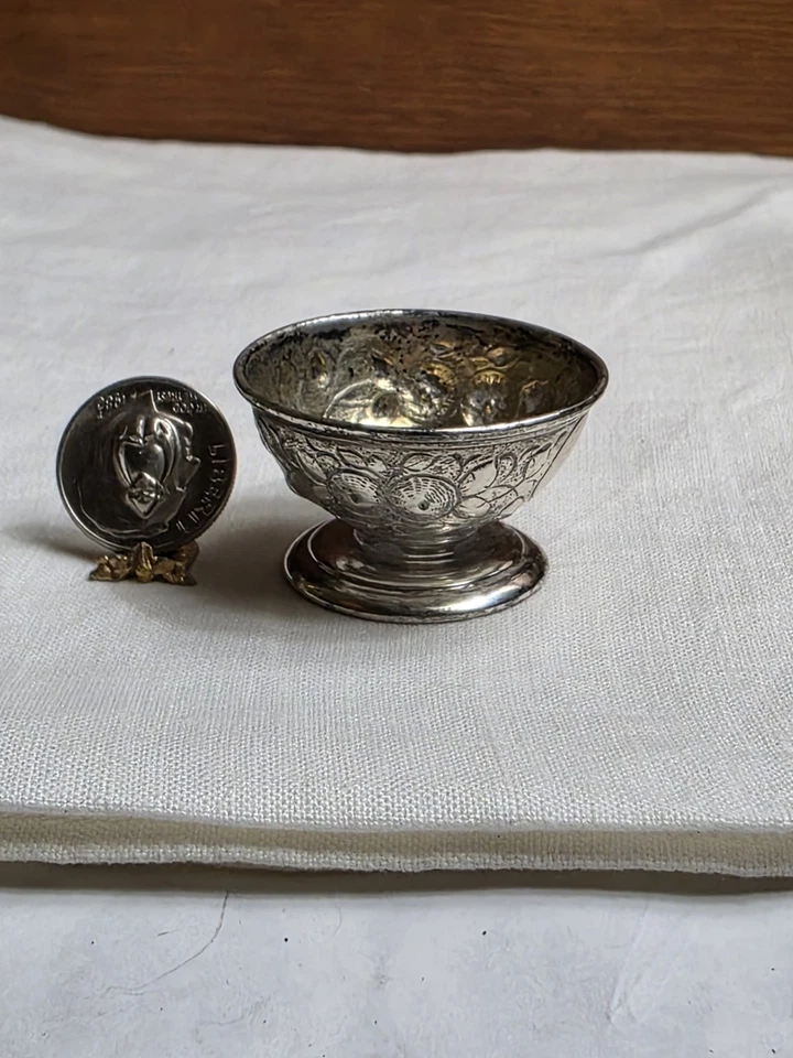 antique Andrew E. Warner Baltimore A. E. W. Miniature coin silver repousse bowl - Image 3 of 4