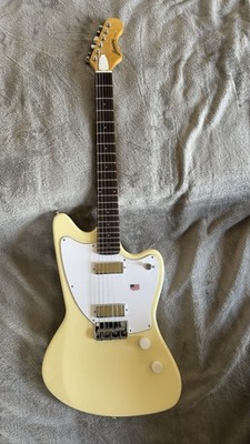 Harmony Silhouette Pearl White w/ Mono Case - New