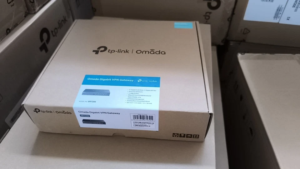 TP-Link ER7206 - Multi-WAN Professional Wired Gigabit VPN Router - Bild 2 von 3