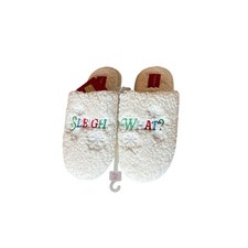 WONDERSHOP AT TARGET Sleigh What Womens NWT Holiday Slippers Size 7/8