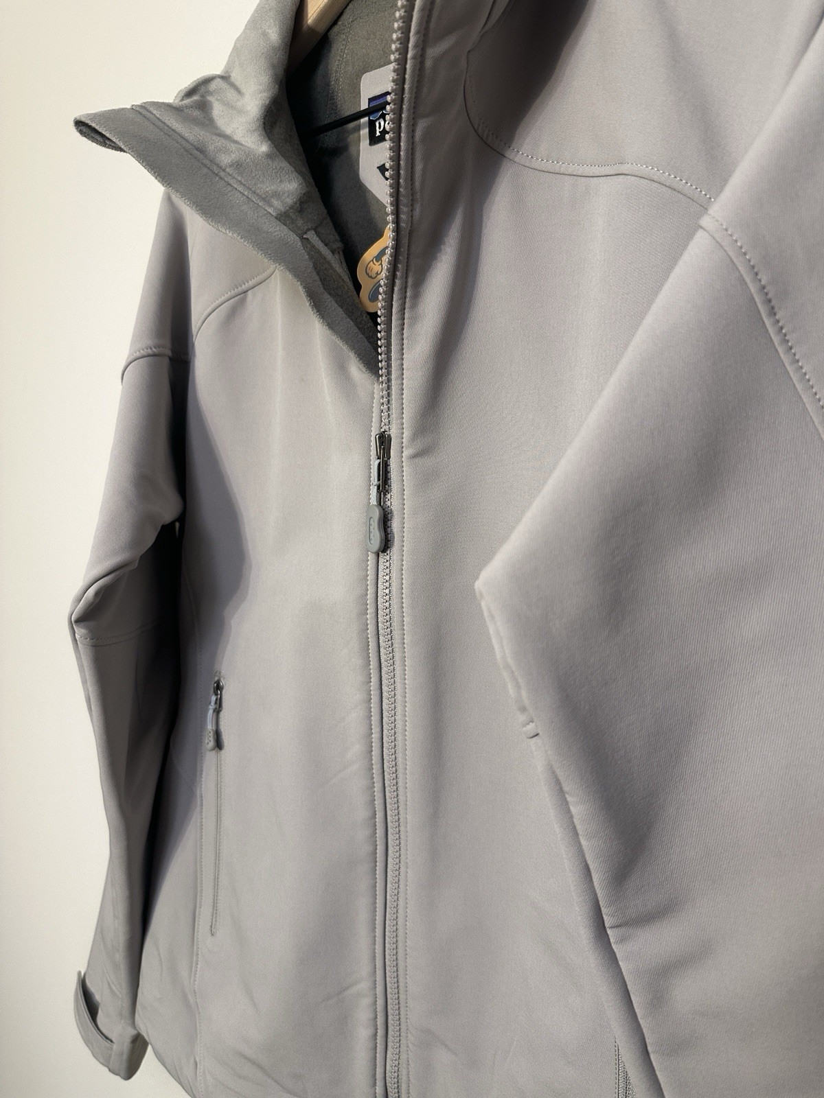 Women’s Patagonia Softshell - image 2