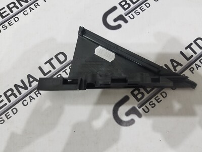 Genuine Ford Fiesta Mk7 N/s Door Window Frame Moulding 1719879 for  