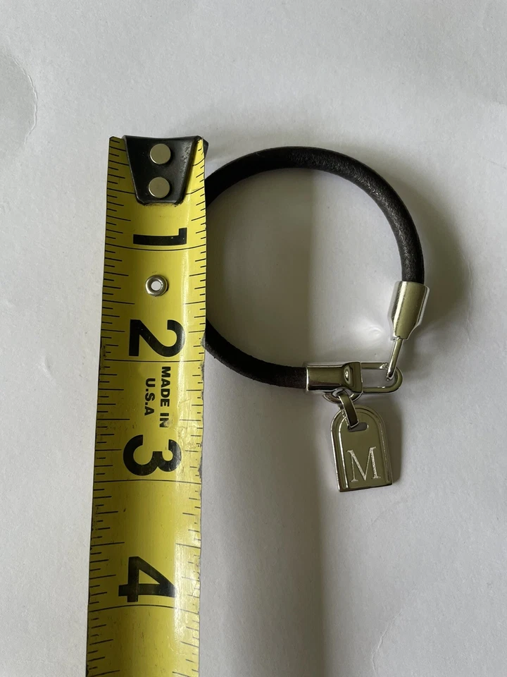 Pulsera de cuero con etiqueta inicial plateada de Bronzo Italia letra M Foto 2 de 4