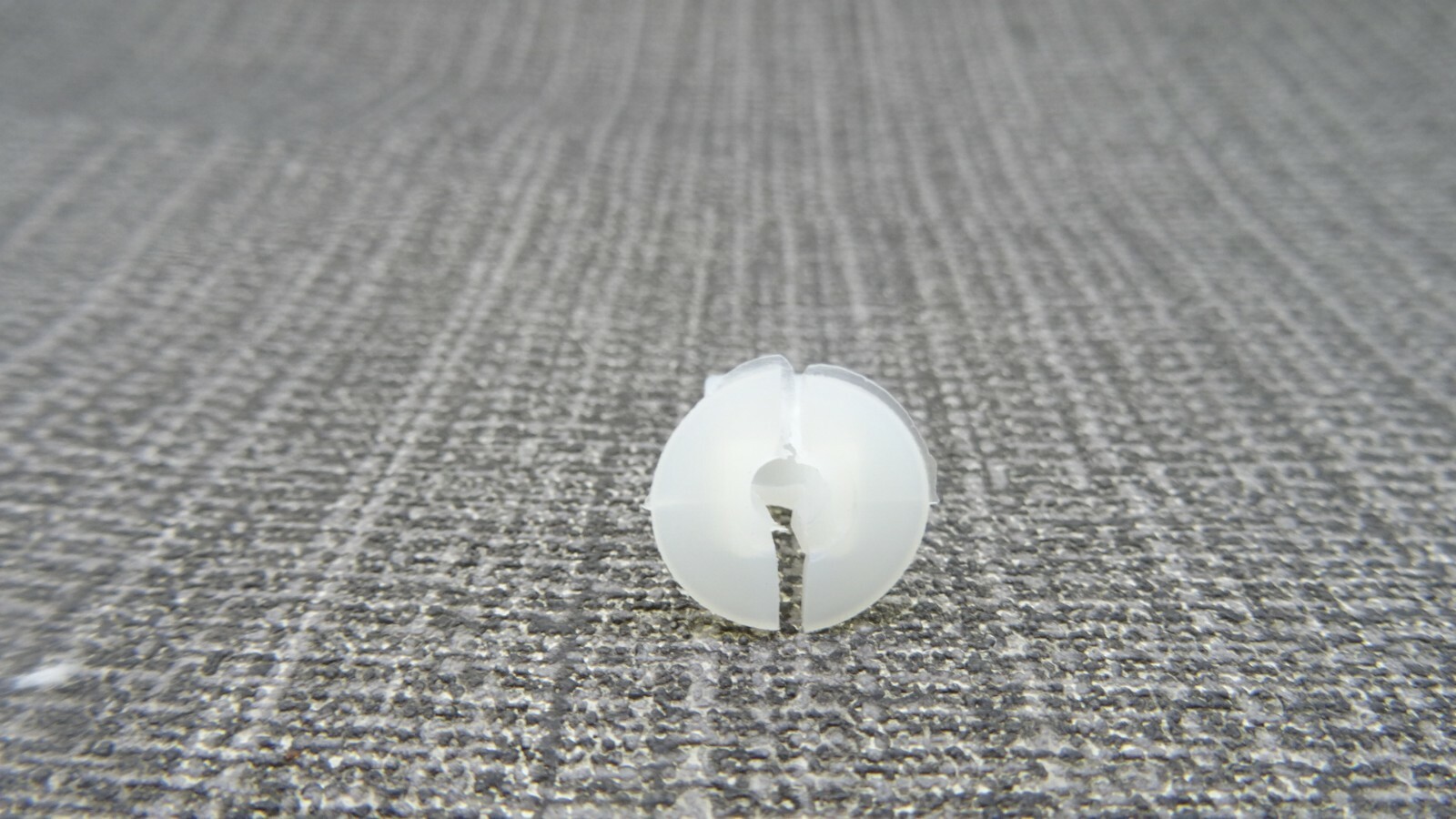 FORD HEADLIGHT RETAINER GROMMET EXPANDING NUT FASTEN CLIPS x10 eBay