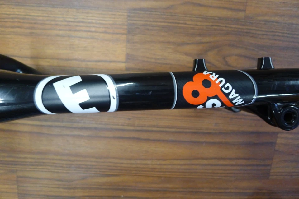 Horquilla suspensión MTB Magura TS8 26" rueda superior vintage con bomba de aire Foto 4 de 4